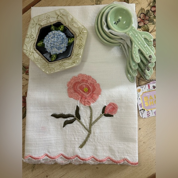 Kitchen Trio - Picture 2 of 7